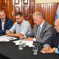 El Senado firmó un convenio de colaboración con la superintendencia de servicios de Salud