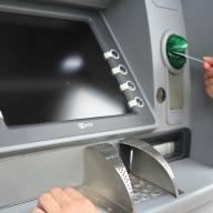 Compensación y sueldos de la administración pública provincial, se acreditarán entre el 31 de marzo y el 2 de abril