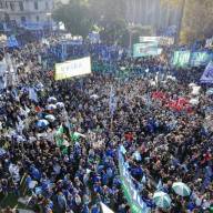 Se terminó la paciencia, señor Presidente”: la CGT copó Plaza de Mayo y  anticipó que profundizará los conflictos