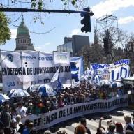 Pese al fallo a favor, los gremios universitarios mantienen la marcha federal: “No esperamos el cumplimiento” Por Diego Lanese
